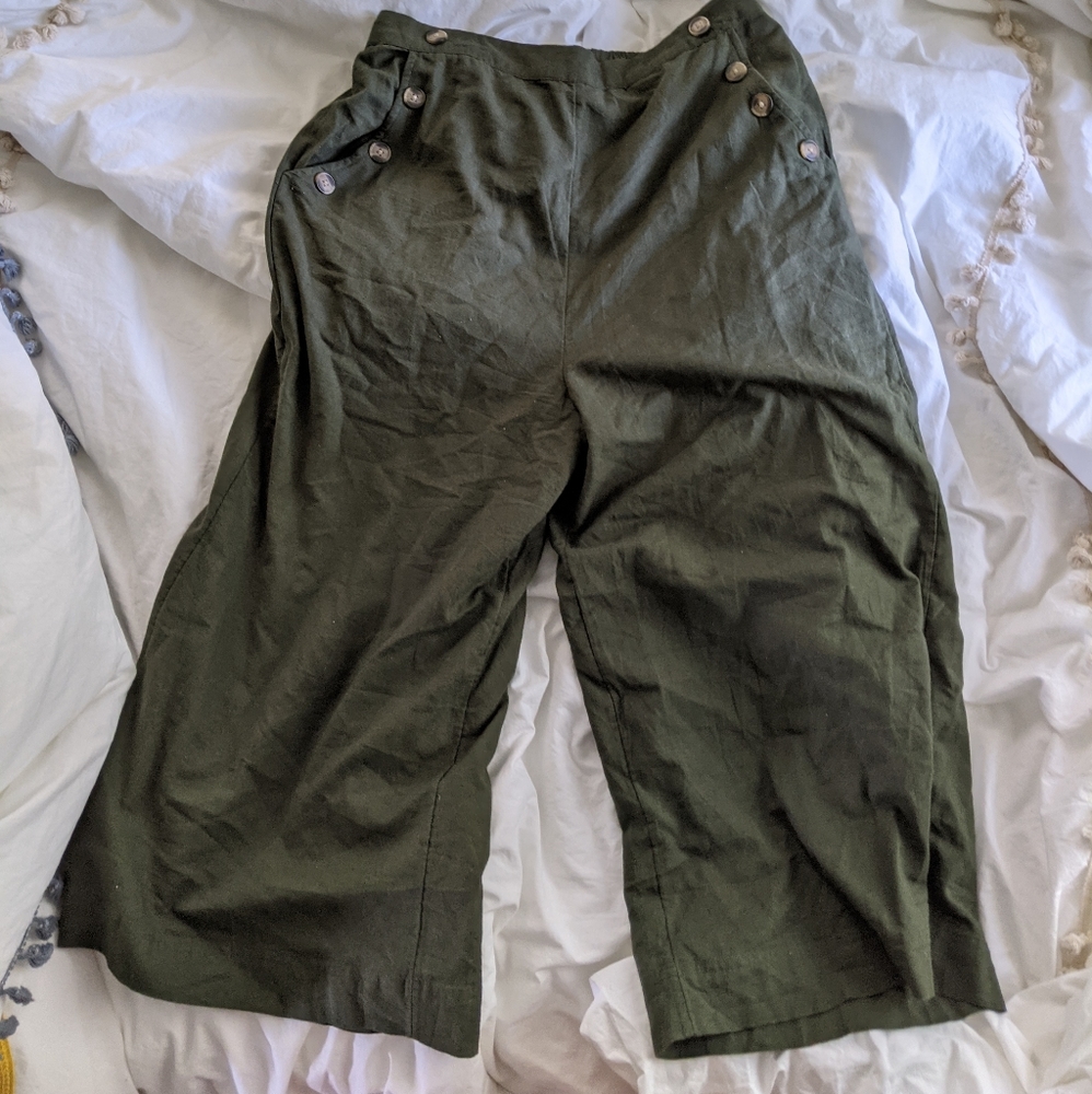 Cropped Green Culottes